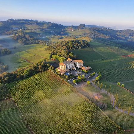 ホテル&スパ ド ヴィーニョ オートグラフ コレクション Bento Gonçalves エクステリア 写真 Aerial view of the winery