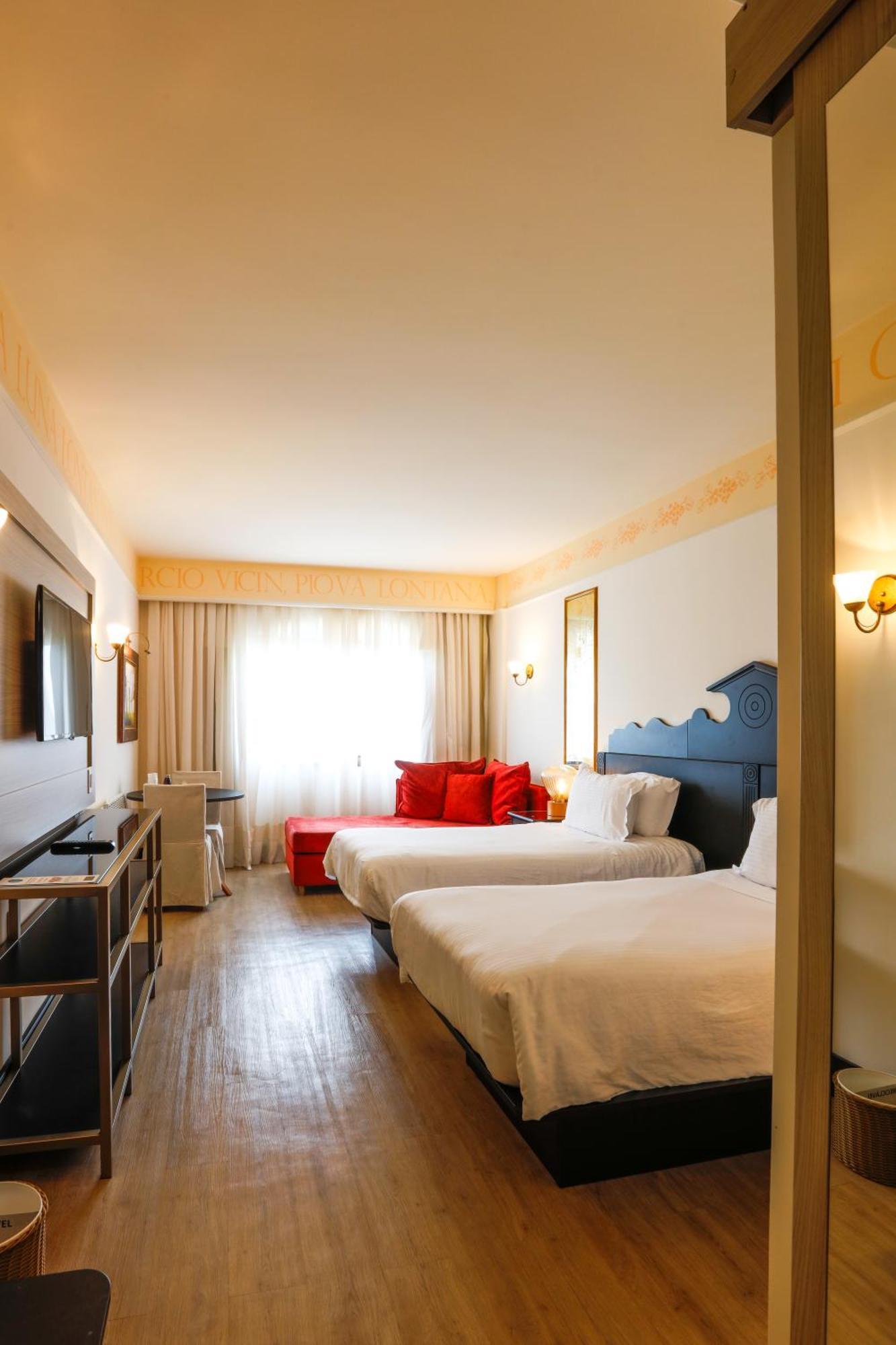 ホテル&スパ ド ヴィーニョ オートグラフ コレクション Bento Gonçalves エクステリア 写真 A room at the hotel