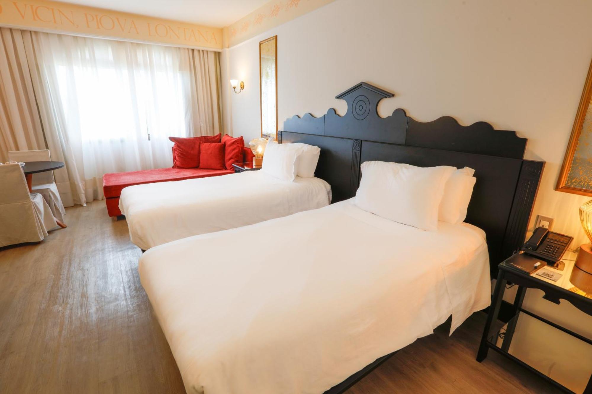 ホテル&スパ ド ヴィーニョ オートグラフ コレクション Bento Gonçalves エクステリア 写真 A room at the hotel