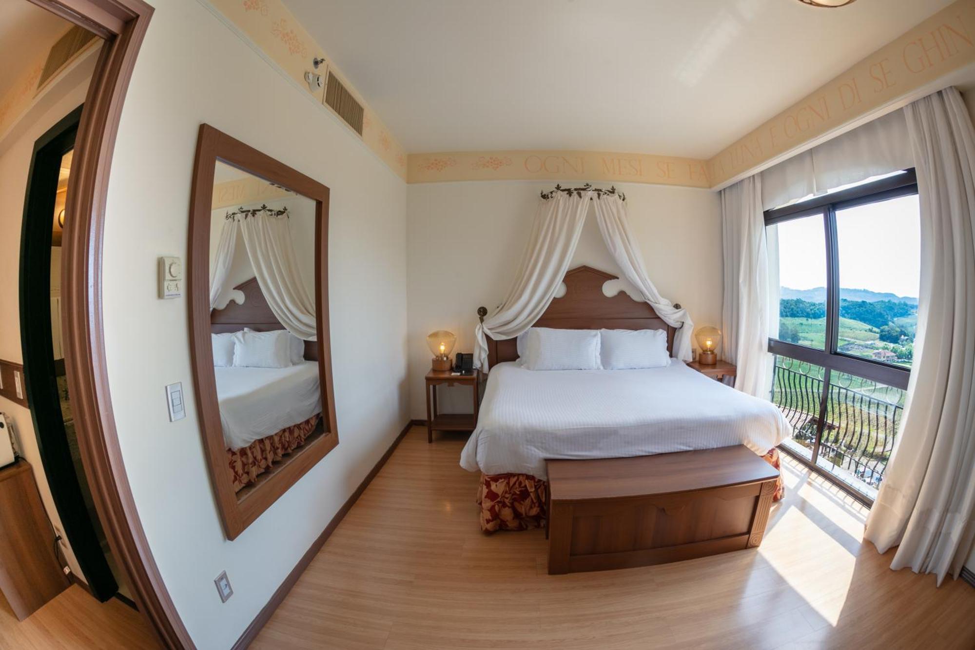 ホテル&スパ ド ヴィーニョ オートグラフ コレクション Bento Gonçalves エクステリア 写真 A bedroom at the hotel