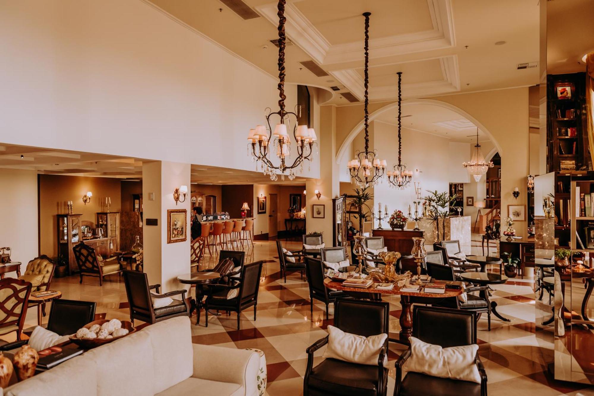 ホテル&スパ ド ヴィーニョ オートグラフ コレクション Bento Gonçalves エクステリア 写真 The interior of the hotel
